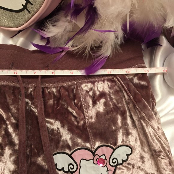 🍭crushed ice pink velvet tracksuit with custom hello kitty and crystal details! - Picture 13 of 17
